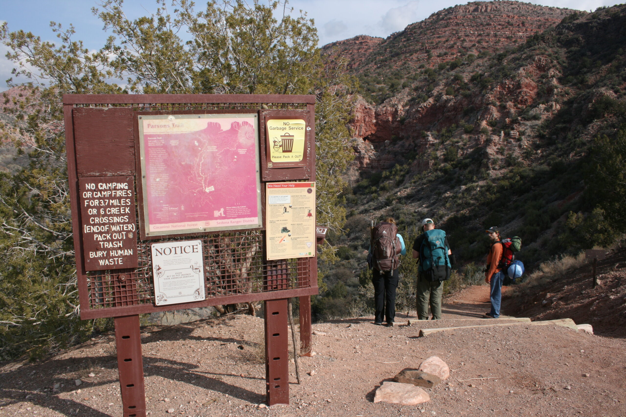 The Sycamore Canyon hike trailhead sign